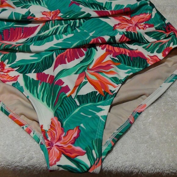 Kona Sol Women's Swimsuit Tummy Control Tropical Print Front Wrap M,L , XL - Picture 4 of 16